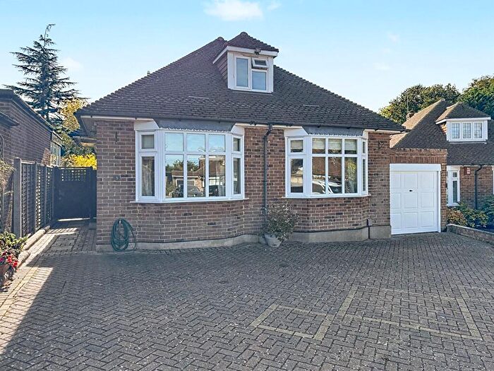 4 Bedroom Detached House For Sale In Abbots Close, Orpington, BR5