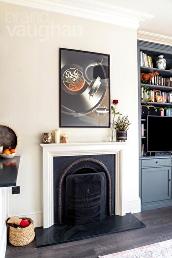 2 Bedroom Flat For Sale In Goldsmid Road, Hove, East Sussex, BN3