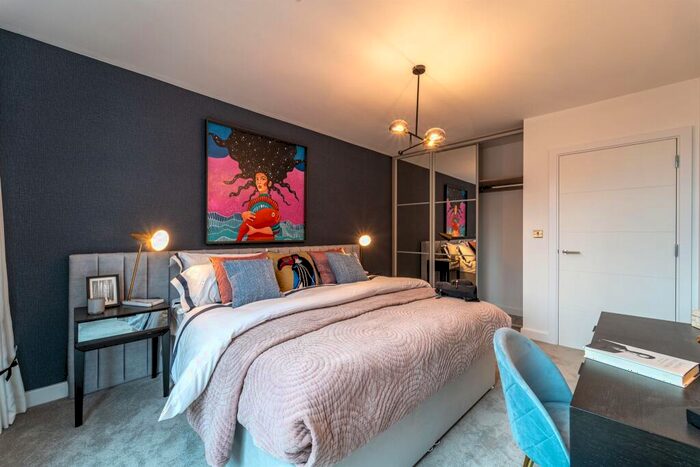 1 Bedroom Apartment For Sale In Meadow Lane, Nottingham, NG2