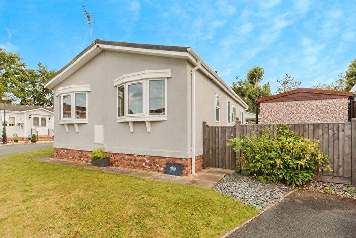 2 Bedroom Property For Sale In Newton Hall Lane, Mobberley, Knutsford, Cheshire, WA16