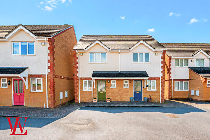 2 Bedroom Semi-Detached House For Sale In Evans Close, Royston, Hertfordshire, SG8