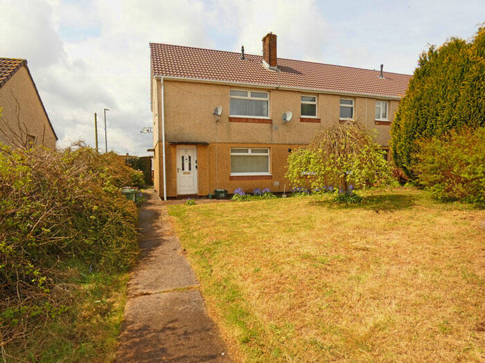 2 Bedroom Apartment For Sale In Aneurin Bevan Avenue, Gelligaer, Hengoed, CF82