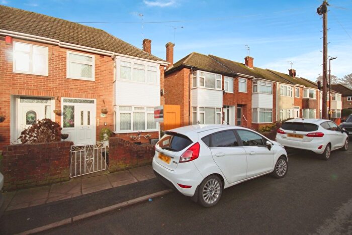 3 Bedroom End Terrace House For Sale In Sedgemoor Road, Coventry, West Midlands, CV3