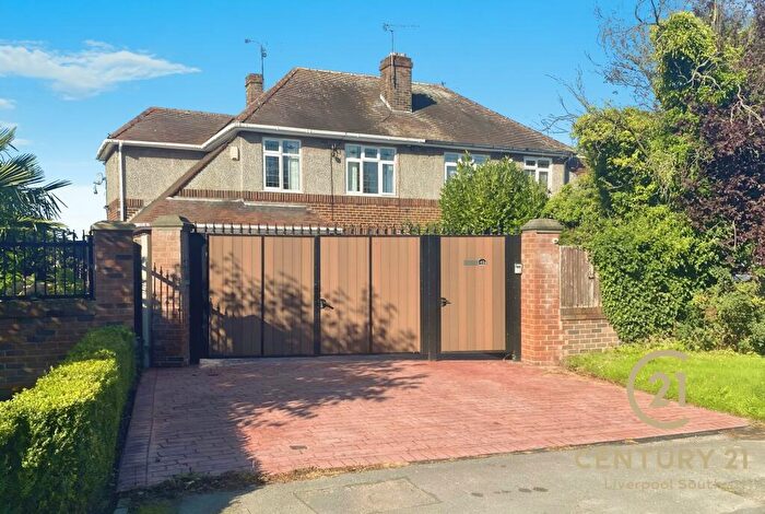 4 Bedroom Semi-Detached House For Sale In Church Road, Hale Village, L24