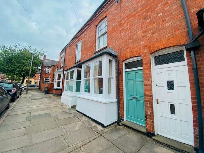 2 Bedroom Terraced House To Rent In Oxford Road, Leicester, LE2
