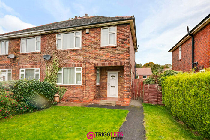 3 Bedroom Semi-Detached House To Rent In Grange Road, South Yorkshire, S63