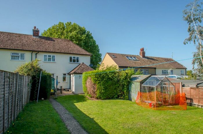 4 Bedroom Semi-Detached House For Sale In East View, St. Ippolyts, Hitchin, Hertfordshire, SG4