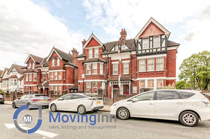 Studio To Rent In Gleneldon Road, Streatham, SW16