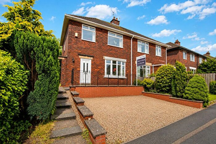 3 Bedroom Semi-Detached House For Sale In Beechwood Avenue, Littleborough, OL15