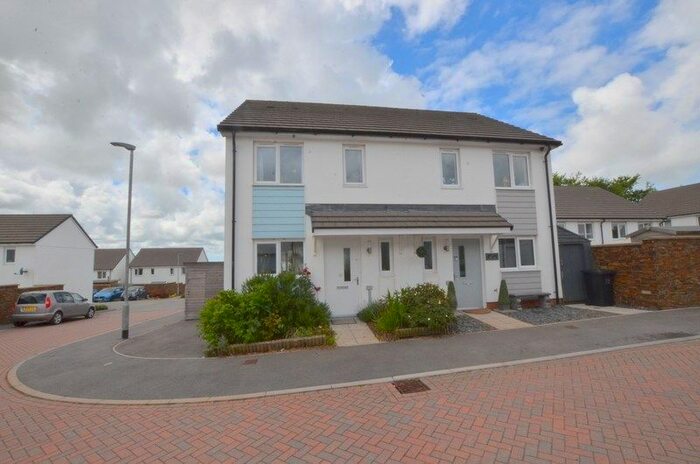 2 Bedroom Semi-Detached House For Sale In The Pastures, Shortlanesend, Truro, TR4
