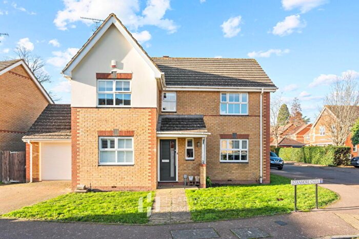 4 Bedroom Detached House For Sale In Stanmore Chase, St. Albans, AL4