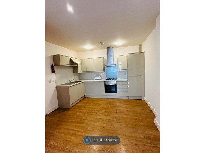 2 Bedroom Flat To Rent In Pudding Lane, Maidstone, ME14