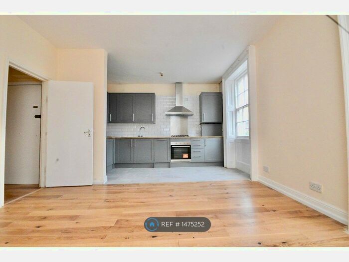 2 Bedroom Flat To Rent In Oxford Road, Reading, RG1