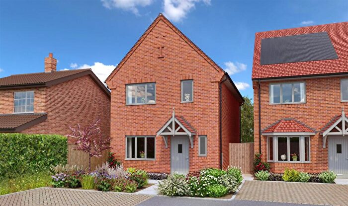 3 Bedroom Detached House For Sale In Marsworth Road, Pitstone, LU7
