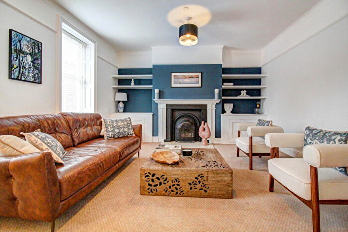 5 Bedroom Terraced House For Sale In Watergate Street, Chester, CH1