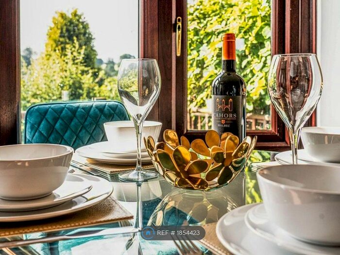 2 Bedroom Terraced House To Rent In Queen Elizabeth Court, Ashbourne, DE6