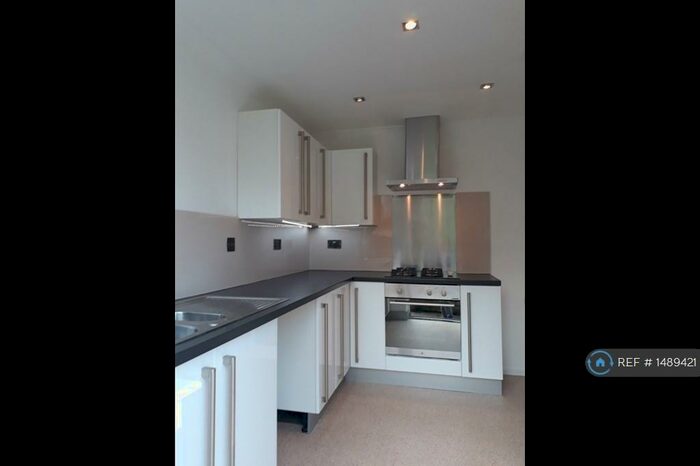 2 Bedroom Terraced House To Rent In Primrose Cres, Perth, PH1