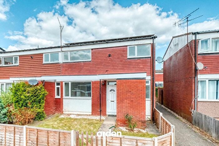 3 Bedroom Terraced House For Sale In Fulbrook Close, Redditch, B98