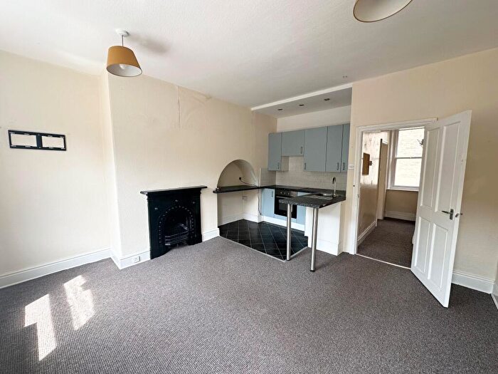 2 Bedroom Apartment To Rent In Market Street Hebden Bridge, HX7