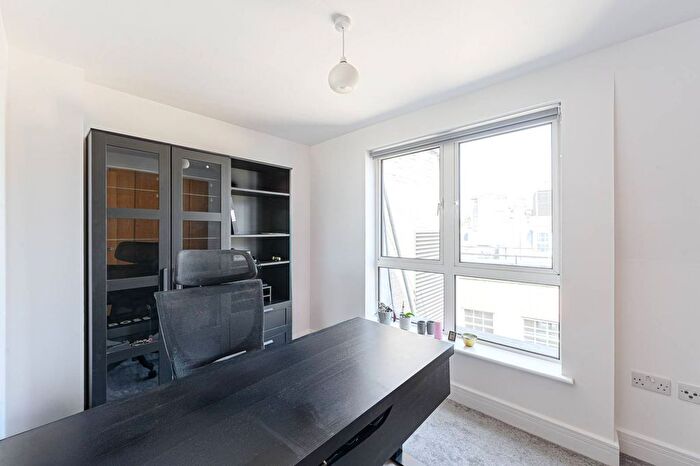 3 Bedroom Flat To Rent In Matthew Parker Street, Westminster, London, SW1H