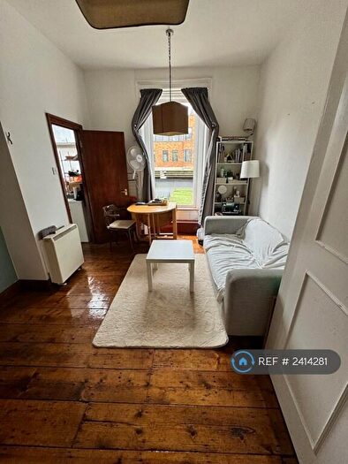 1 Bedroom Flat To Rent In Camden High Street, London, NW1