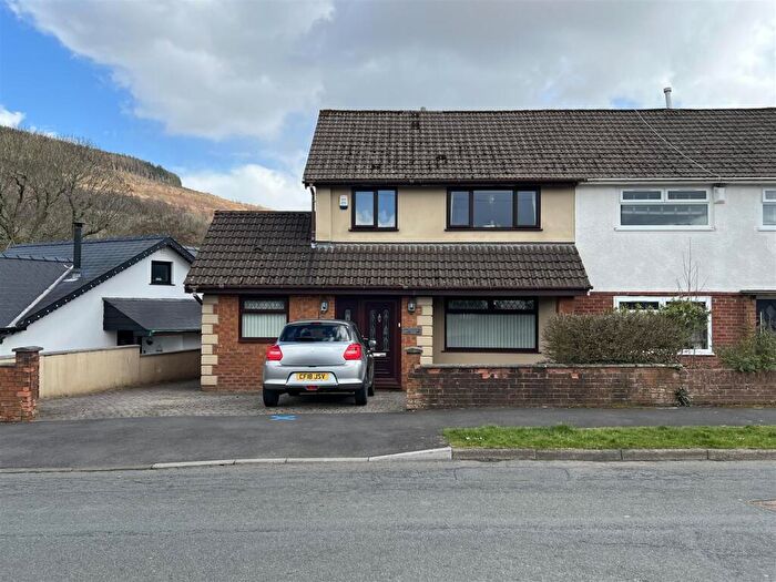 3 Bedroom Semi-Detached House For Sale In Llangorse Road, Aberdare, CF44