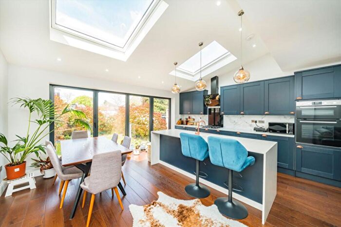 4 Bedroom House To Rent In Carlingford Road, Morden Park, SM4