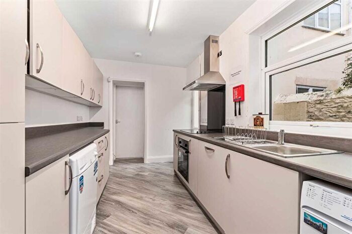 5 Bedroom Terraced House To Rent In Hill Park Crescent, Plymouth, PL4