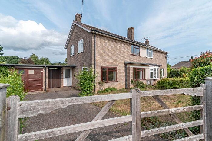 3 Bedroom Semi-Detached House For Sale In Clarendon Road, Fakenham, NR21