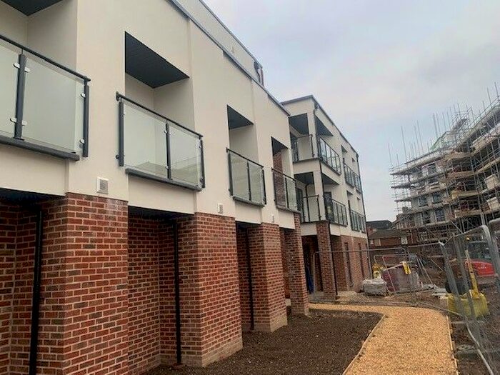 2 Bedroom Property To Rent In Portswood Road, Southampton, SO17