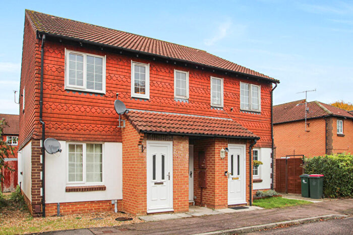 1 Bedroom Maisonette For Sale In Stroudley Close, RH10