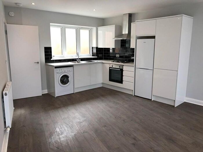 1 Bedroom Flat To Rent In Milford Gardens, Edgware, HA8
