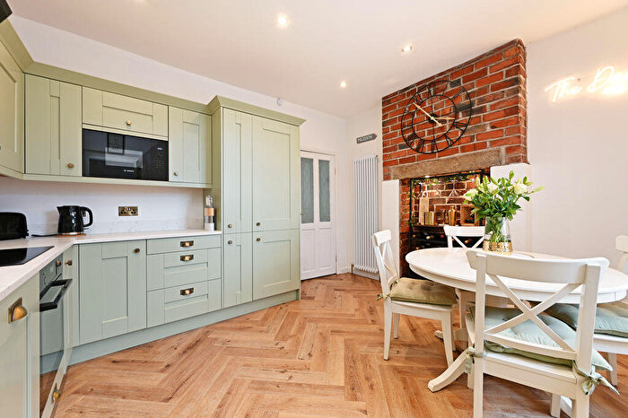 3 Bedroom Terraced House For Sale In Bromwich Road, Woodseats, Sheffield, S8