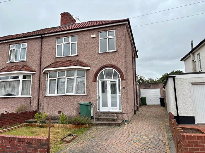 3 Bedroom Property For Sale In Acacia Avenue, Staple Hill, Bristol, BS16