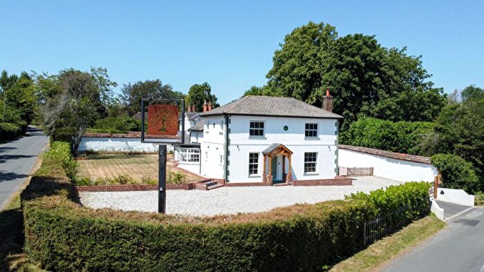4 Bedroom Detached House For Sale In Ramsdell Road, Monk Sherborne, Tadley, Hampshire, RG26