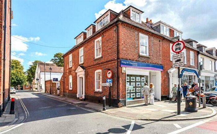 2 Bedroom Maisonette To Rent In Chichester, PO19