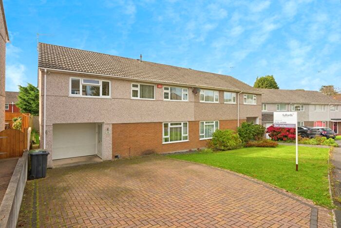 4 Bedroom Semi-Detached House For Sale In Rosewood Close, Plymouth, Devon, PL9
