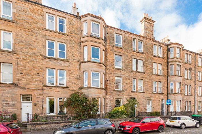2 Bedroom Flat For Sale In Merchiston Grove, EH11