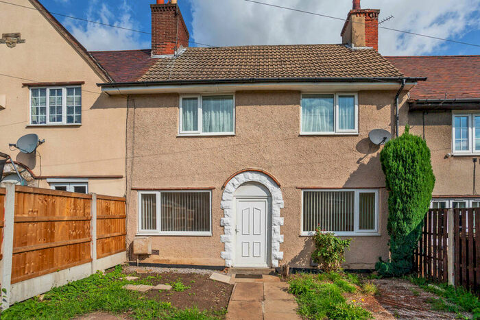 3 Bedroom Terraced House For Sale In Green Lane, Doncaster, DN6