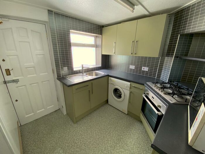 1 Bedroom Terraced House To Rent In Heath Road, LU7