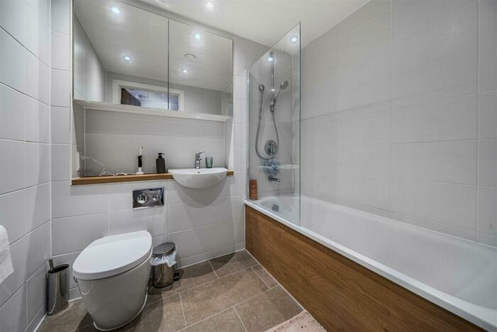 1 Bedroom Apartment For Sale In Alfred Street, Reading, RG1