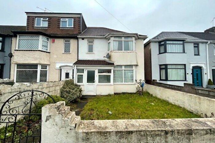 4 Bedroom End Of Terrace House To Rent In Holbrook Lane, Coventry, CV6