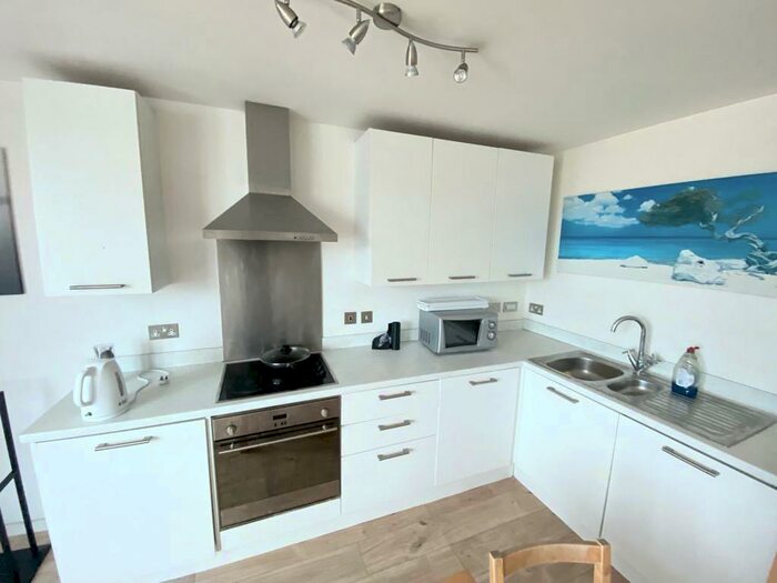 1 Bedroom Apartment To Rent In Marco Island, Nottingham, NG1