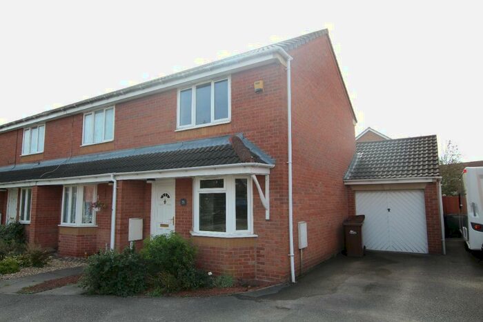 2 Bedroom End Of Terrace House To Rent In Shipley Close, Burton-On-Trent, DE14