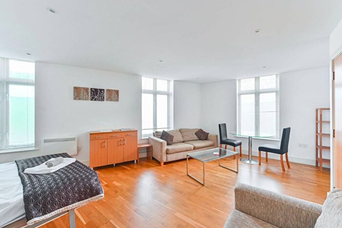 Studio For Sale In Old South Lambeth Road, Stockwell, London, SW8