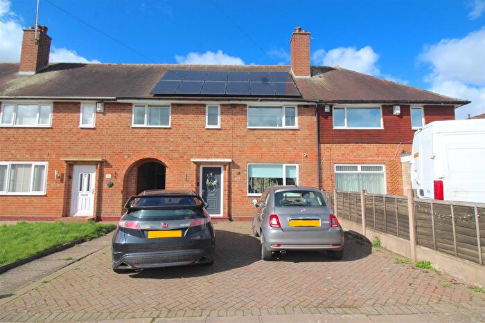 3 Bedroom Terraced House For Sale In Hidcote Grove, Kitts Green, Birmingham, B33