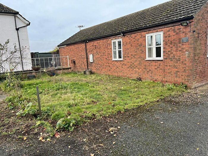 2 Bedroom Detached Bungalow To Rent In The Cottage Yarburgh Grove Farm, LN11