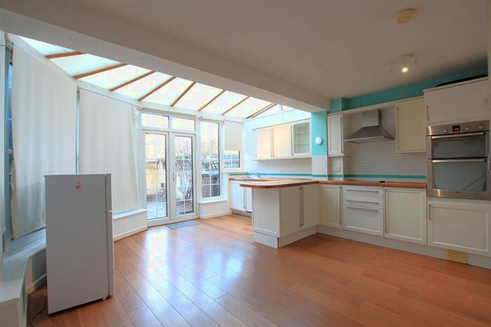 3 Bedroom End Of Terrace House To Rent In Yeomans Mews, Isleworth, TW7