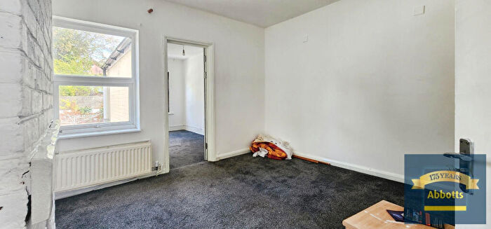 4 Bedroom House To Rent In Greenstead Road, Colchester, CO1