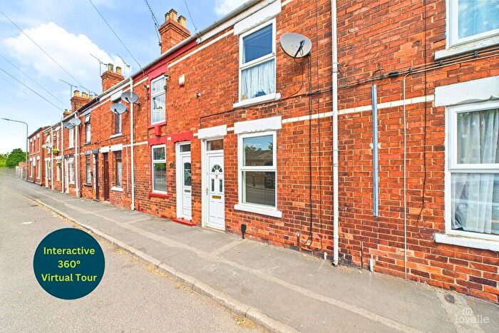 3 Bedroom Terraced House For Sale In Dam Road, Barton-upon-Humber, North Lincolnshire, DN18